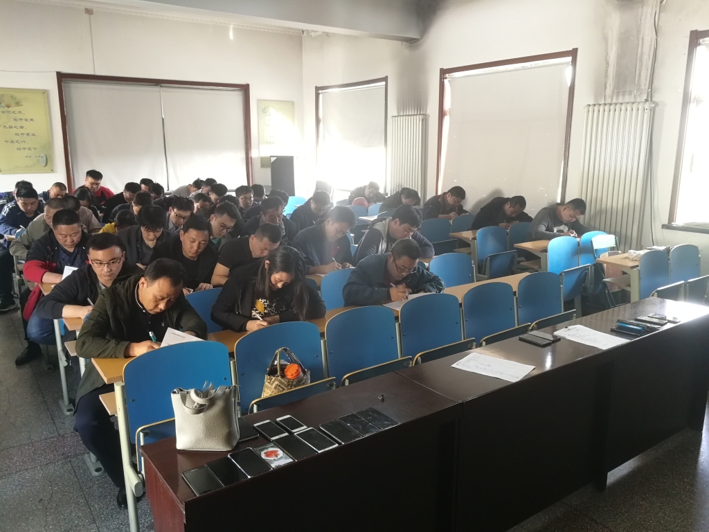 正大热电生产运行工“文武双全”