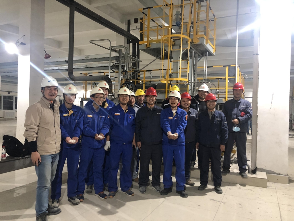 千亿球友会高科神华榆林高盐水分盐结晶装置顺利出盐