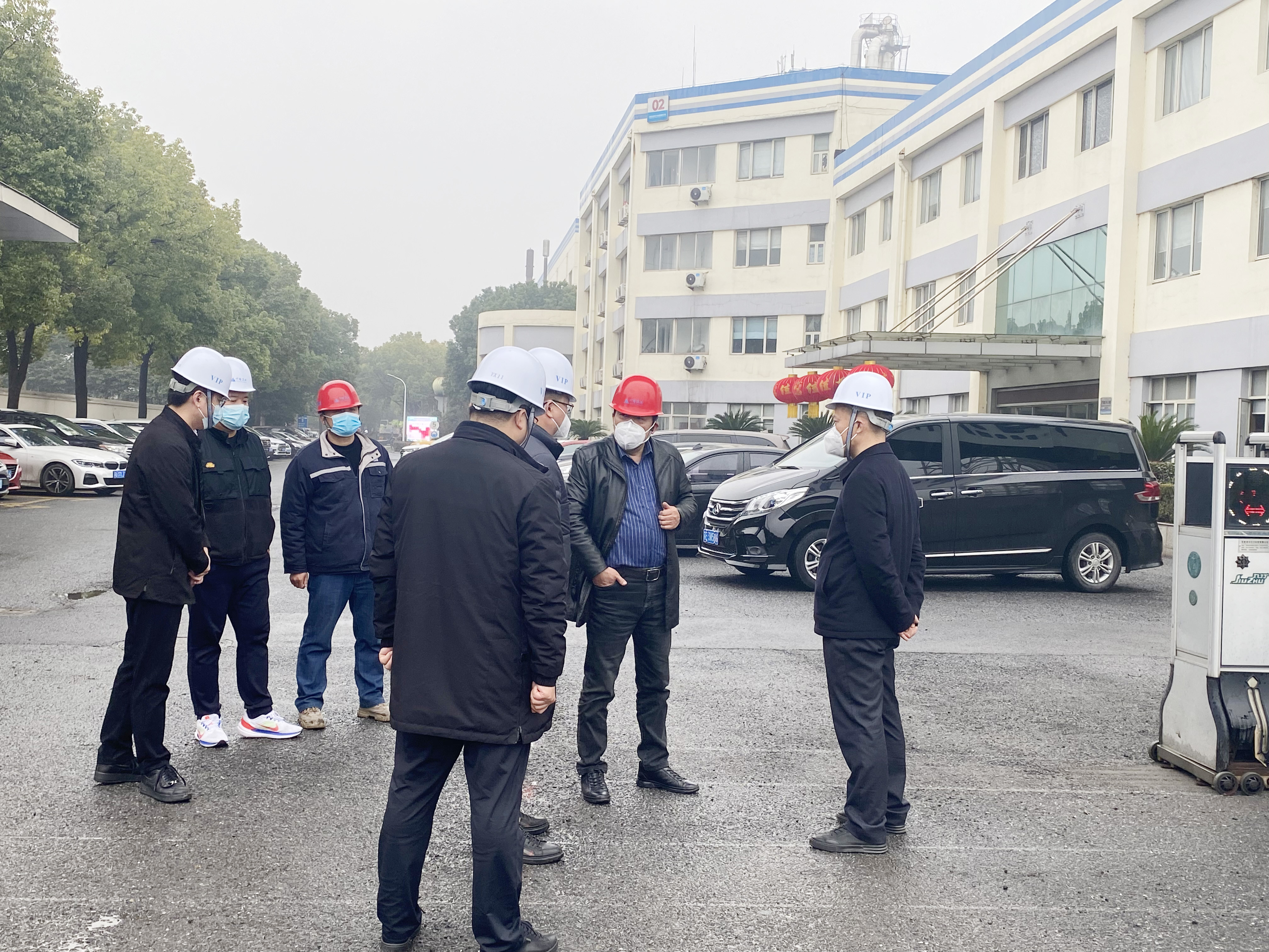 张家港市凤凰镇田文华镇长带队莅临永兴热电 开展春节前安全生产视察工作